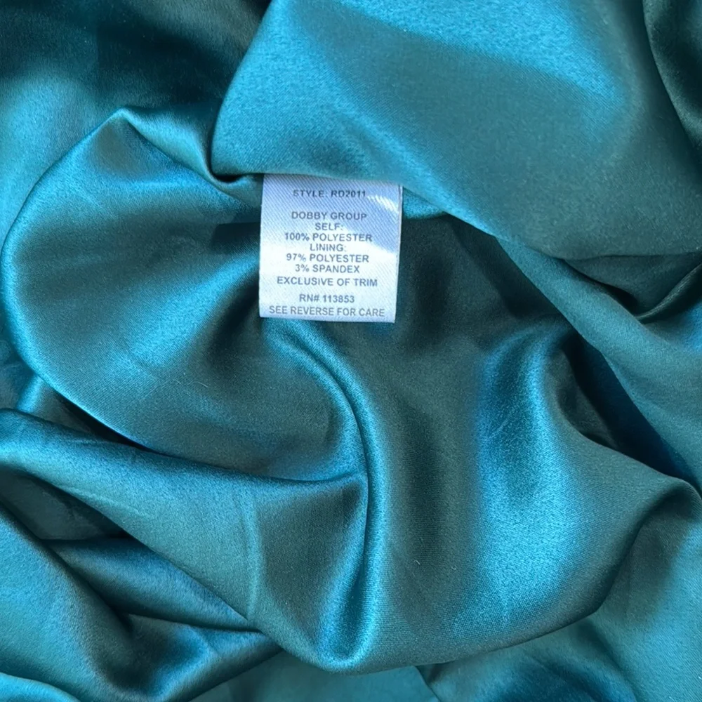 R.S.V.P. SUGARLIPS Enamored Off The Shoulder Ruffle Dress Curve Size Small - Picture 6 of 10